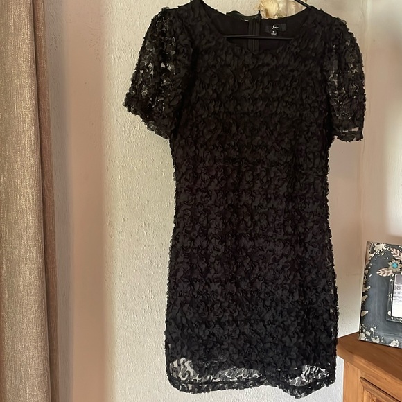 Lulus Dresses & Skirts - Black Puff Sleeve Mini Dress